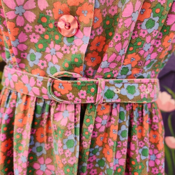 Vintage 1950's Mod Floral Print Shirtwaist Dress, Handmade - Picture 11 of 17
